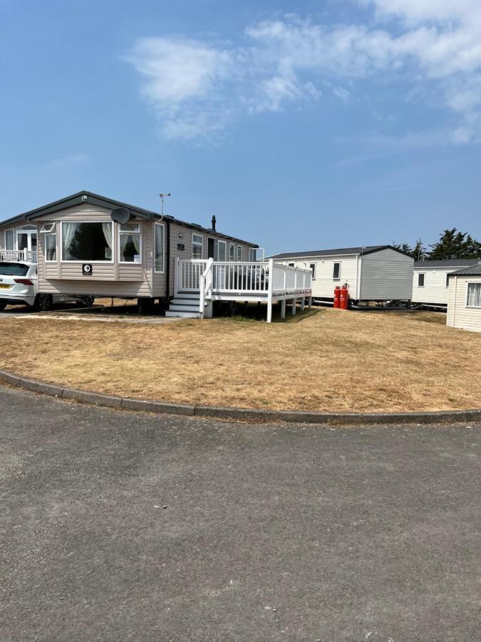Beautiful Caravan In Trecco Bay! 74 Sycomore Bridgend  Exteriör bild